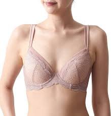 「ベルメゾン 脇背中すっきりブラジャー」